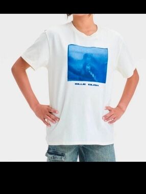 Billie Eilish Kids T Shirt Cream Graphic Print Short Sleeve Size Small